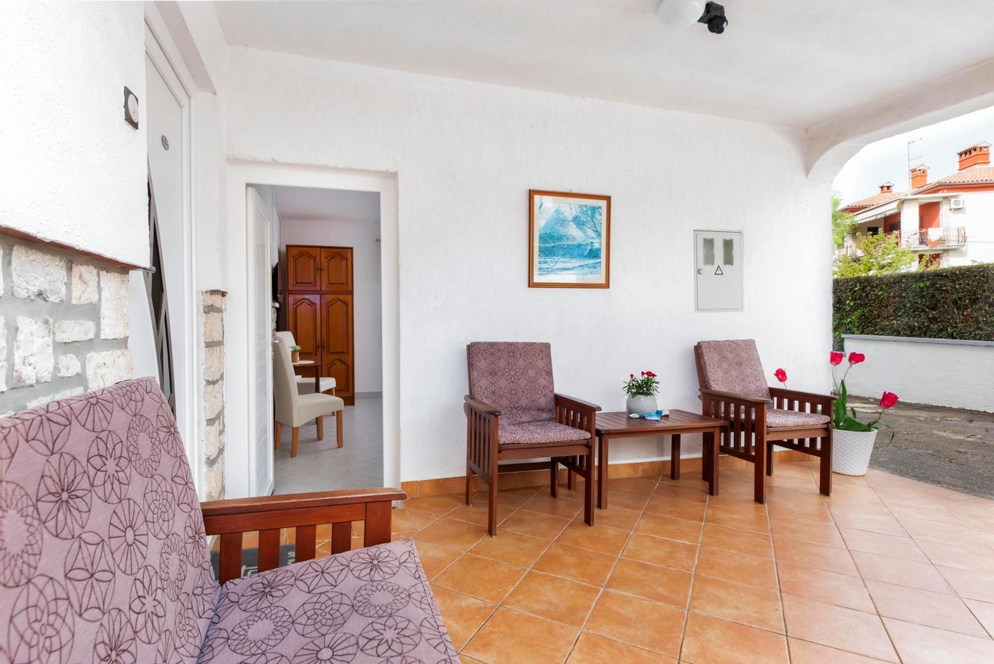Apartments And Room Silvana Ровінь Екстер'єр фото