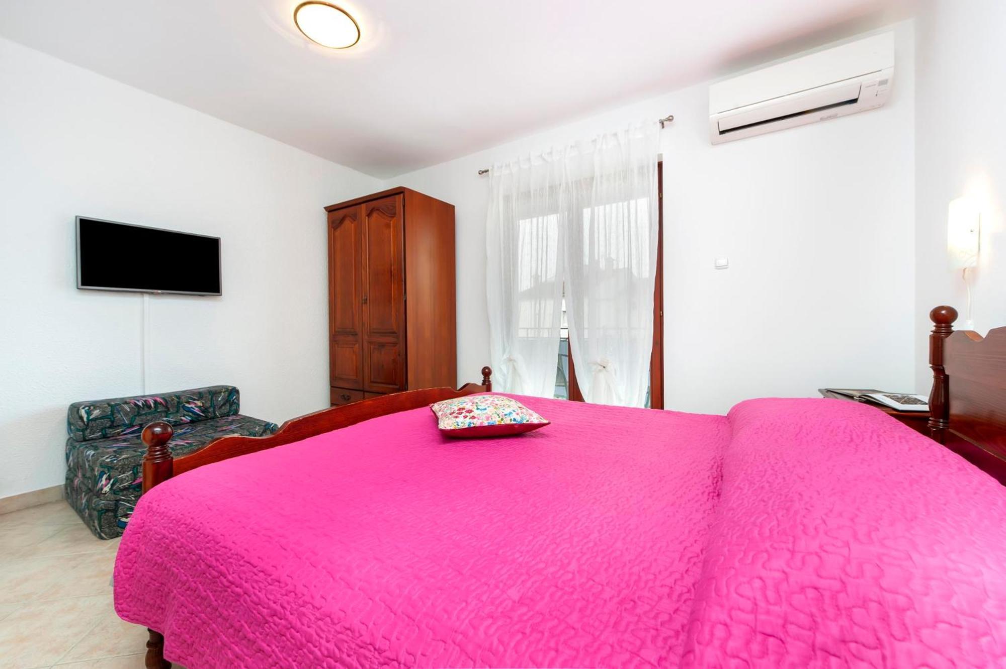 Apartments And Room Silvana Ровінь Номер фото